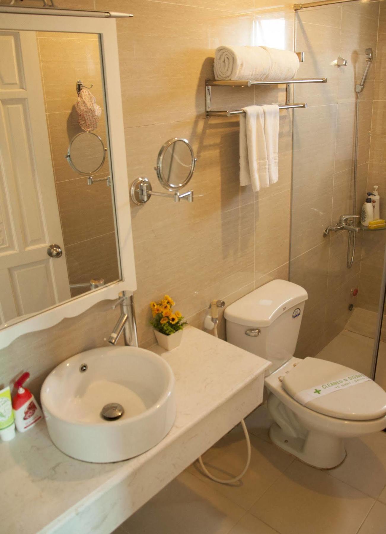 Khách sạn A25 - 274 đề Thám 3*